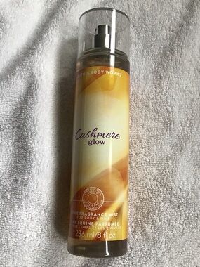 Bath & Body Works Cashmere Glow mist